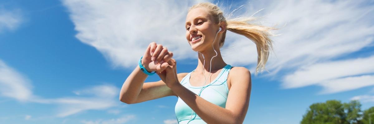 Braccialetti per il fitness: servono davvero? Parola all’esperto