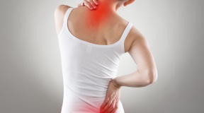 Mal di schiena e dolore cervicale: come riconoscerli, gestirli ed evitarli