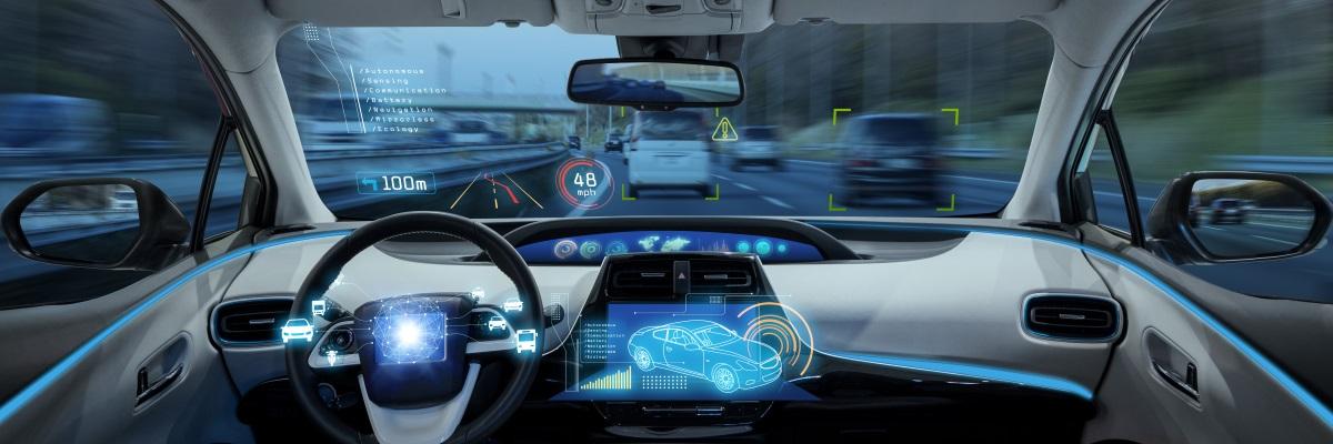 Distratti al volante, colpa dell’eccesso di tecnologia delle auto