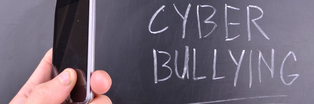 Adolescenti, avviata la campagna #Stop Cyberbullismo