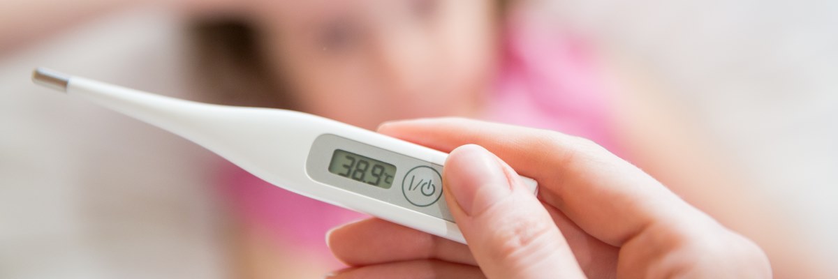 Come approcciarsi alla febbre del bambino e dell’adolescente