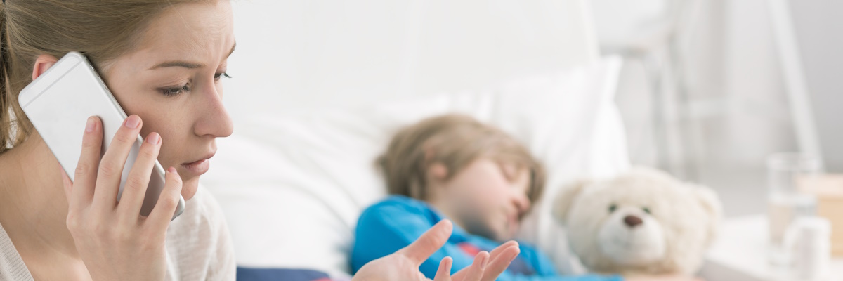 Mio figlio ha la tosse, devo preoccuparmi? Le risposte dei medici