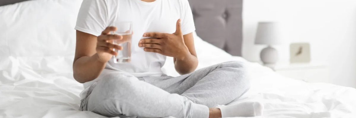 Dormire male fa venire problemi gastrointestinali (e viceversa)