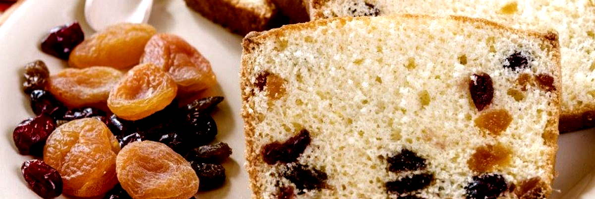 Torta di farro e frutta. Le ricette di Rachele Aspesi